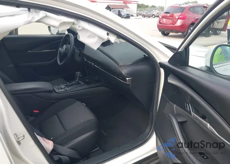 2021 Mazda Cx-30 2.5 S z USA, uszkodzony, nr VIN 3MVDMAAL1MM272837